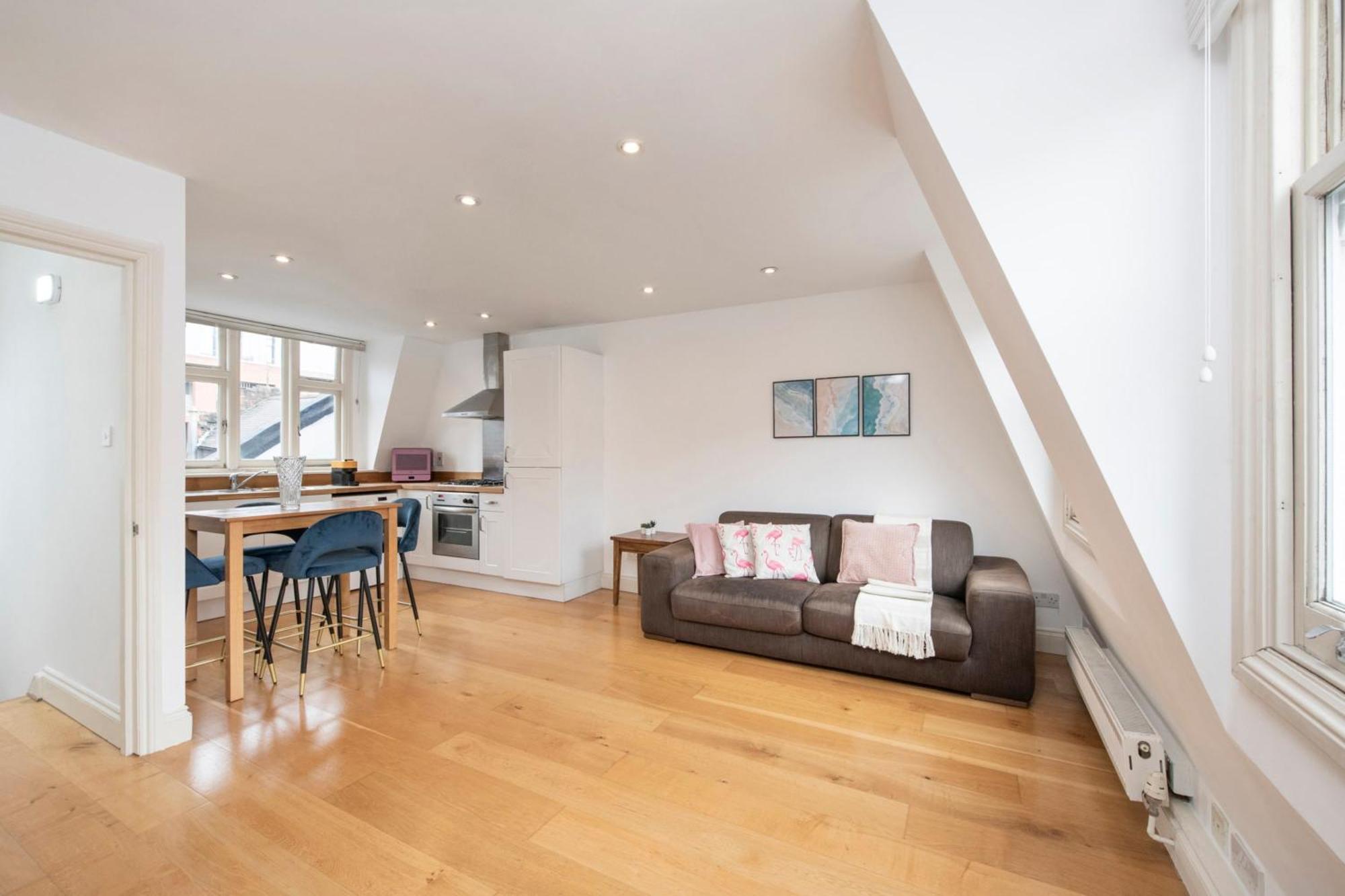 The Hideaway - Oxford Circus - By Frankie Says Apartment London Exterior photo